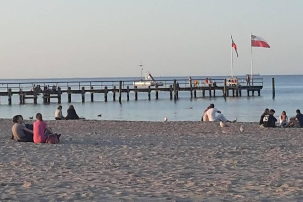 Traveloge Mit Schwimmbad Und Sauna リューベック エクステリア 写真