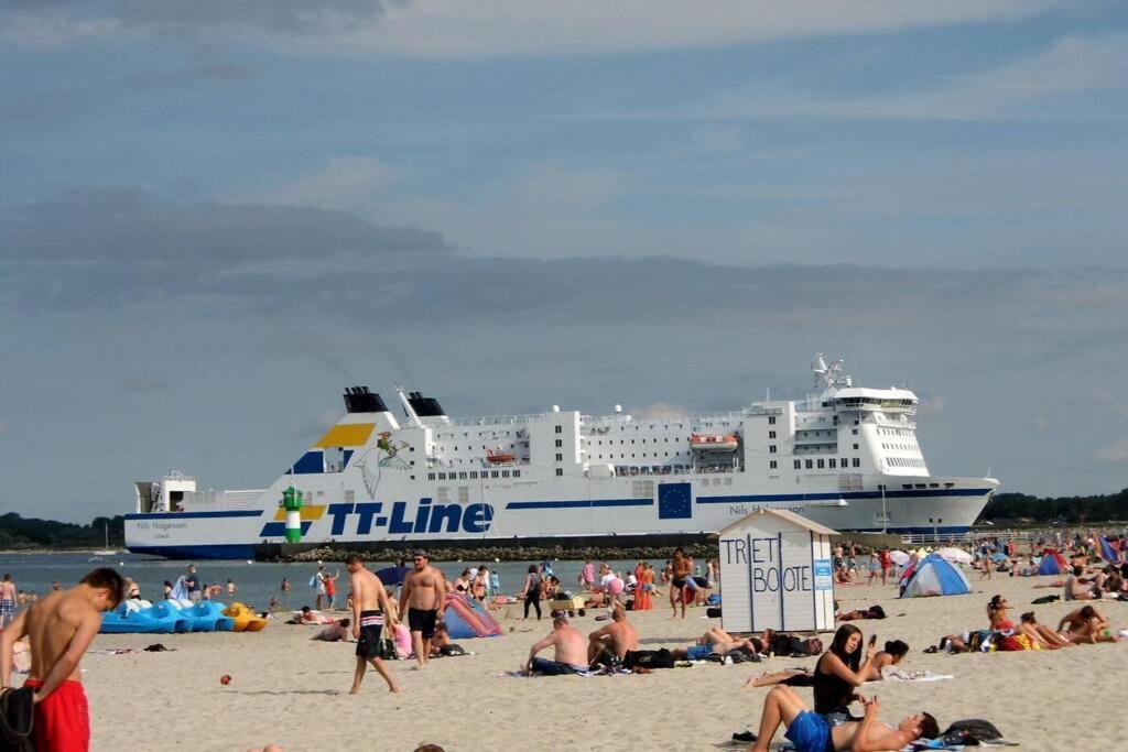 Traveloge Mit Schwimmbad Und Sauna リューベック エクステリア 写真